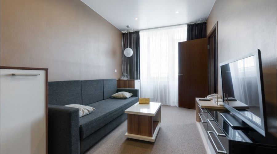 Двухкомнатный двухместный Полулюкс (корпус Морской)