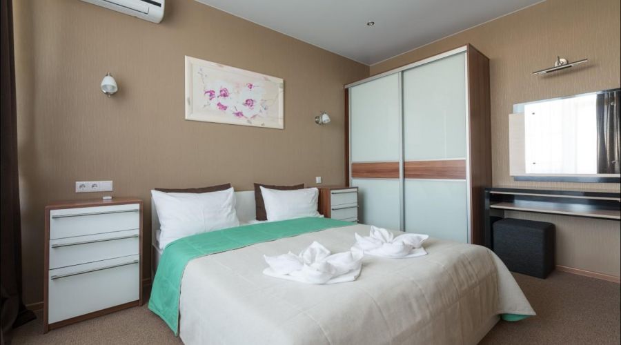 Двухкомнатный двухместный Полулюкс (корпус Морской)