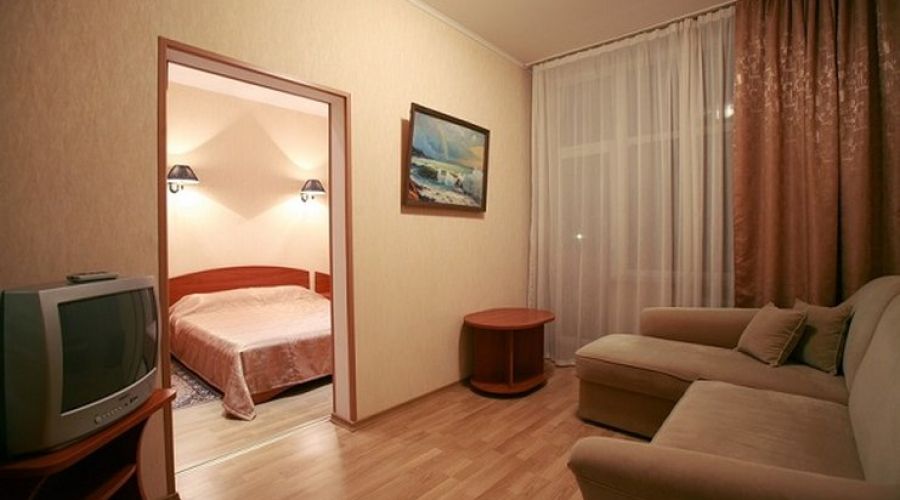 Комфорт 2-местный 2-комнатный (DBL)