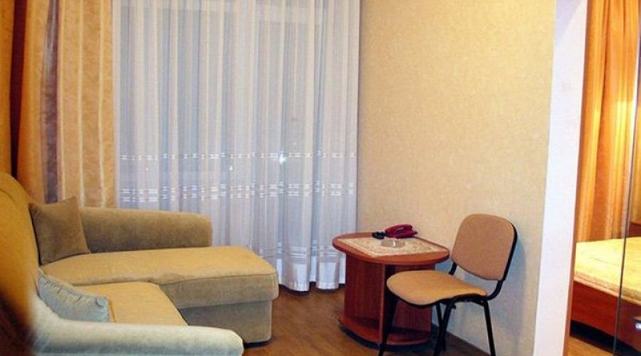 Комфорт 2-местный 2-комнатный (DBL)