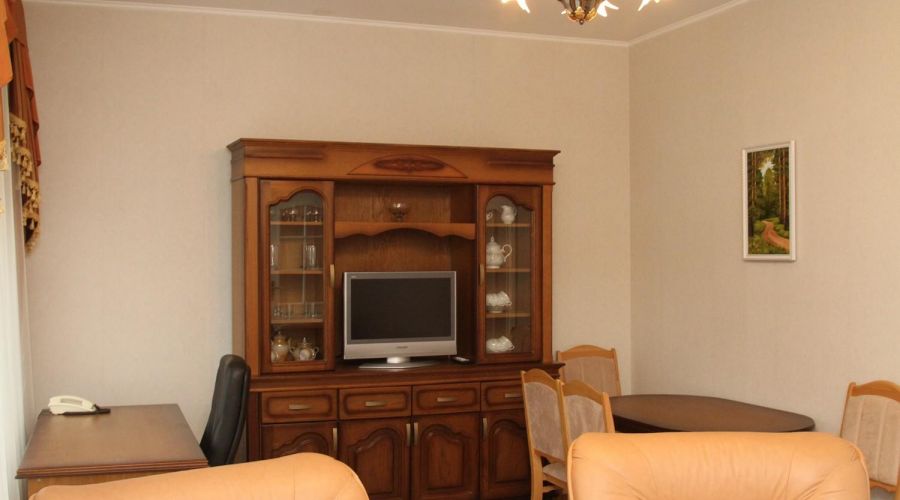 2-местный 2-комнатный улучшенный номер