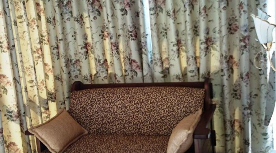 Стеклянный коттедж