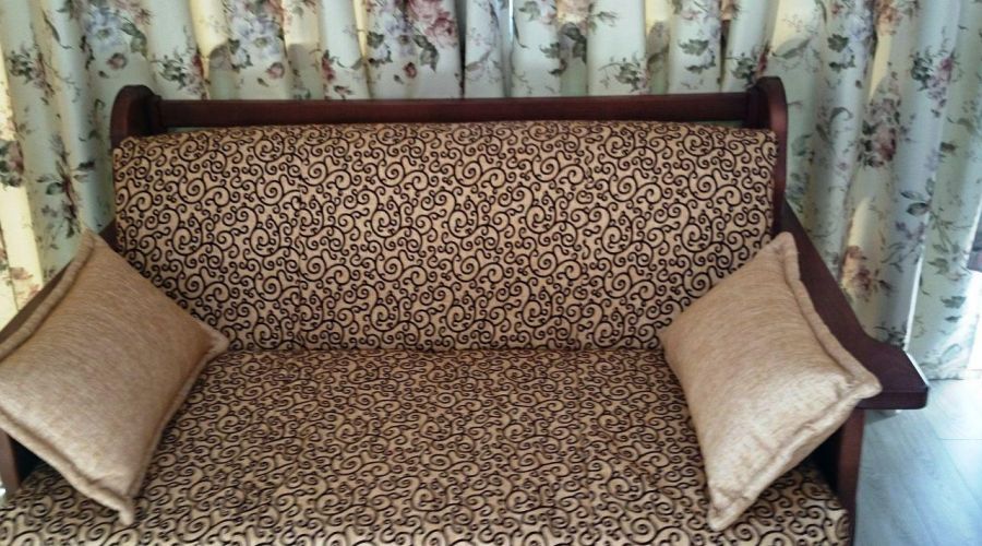 Стеклянный коттедж