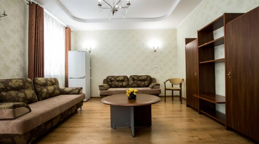 Четырехместный 2-х комнатный