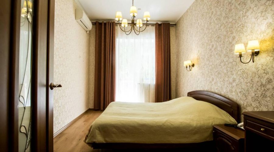 Четырехместный двухкомнатный с кухней