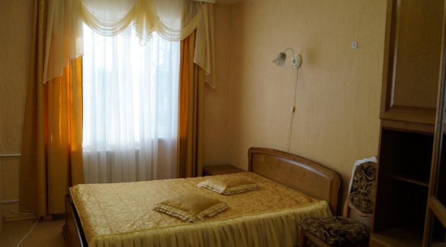 3-местный 2-комнатный