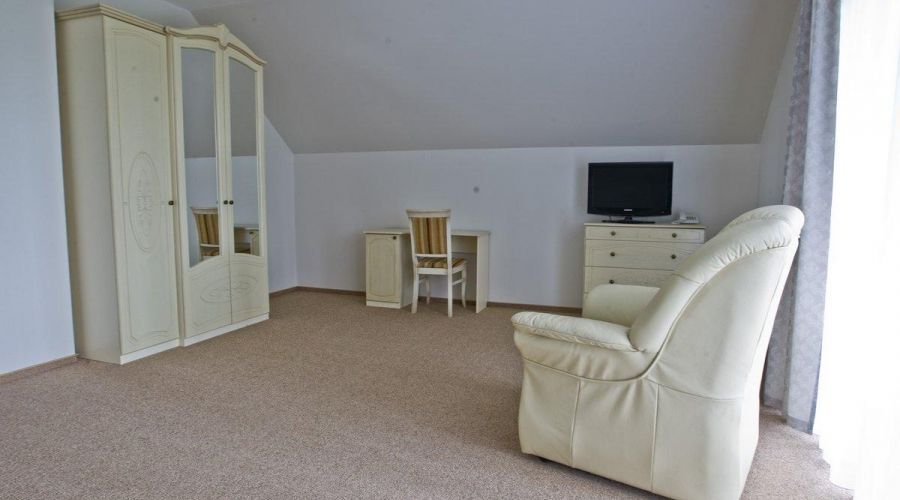 Коттедж двухэтажный (гостевой домик)