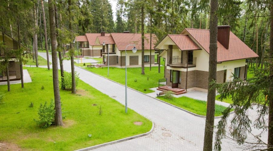 Коттедж двухэтажный (гостевой домик)