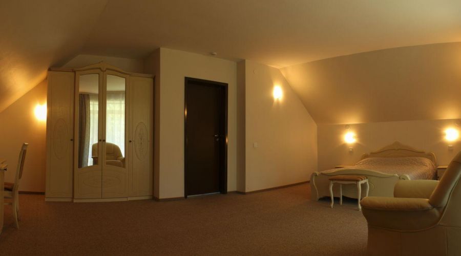 Коттедж двухэтажный (гостевой домик)