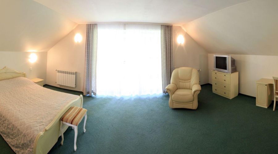 Коттедж двухэтажный (гостевой домик)