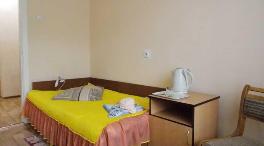 Двухместный номер первой категории улучшенный (double room и twin room)