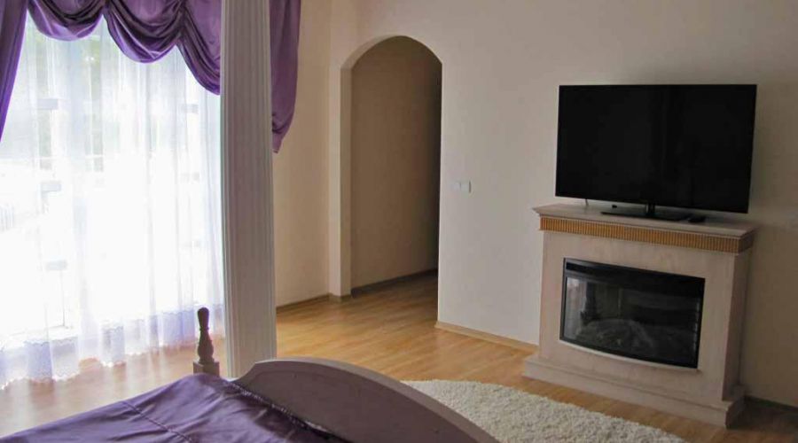 Номер высшей категории студия (studio)