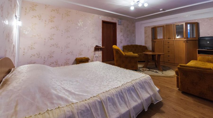 &quot;Люкс&quot; (основной корпус)