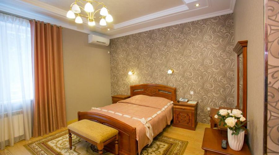 &quot;VIP&quot; апартаменты (коттедж)