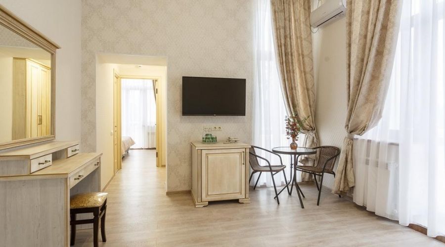 Люкс 2-местный 2-комнатный (корпус №1)