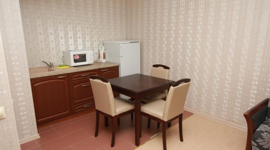 2-местный 2-комнатный Люкс