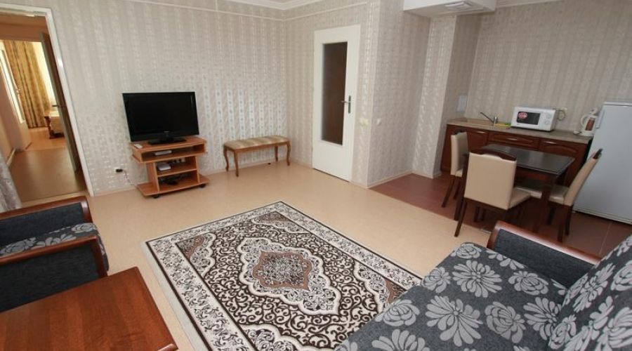 2-местный 2-комнатный Люкс