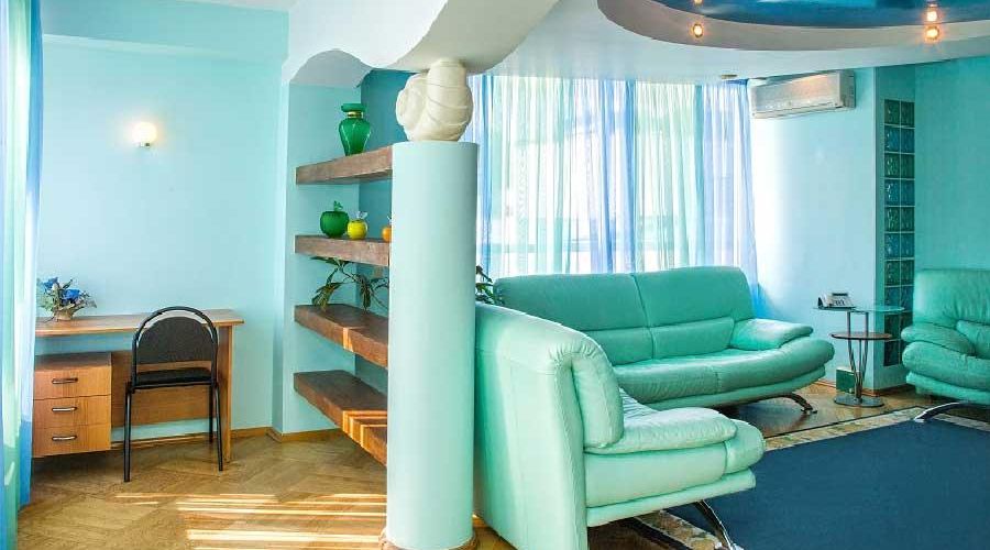 «Люкс» с террасой 400