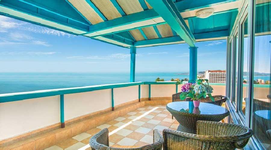 «Люкс» с террасой 600