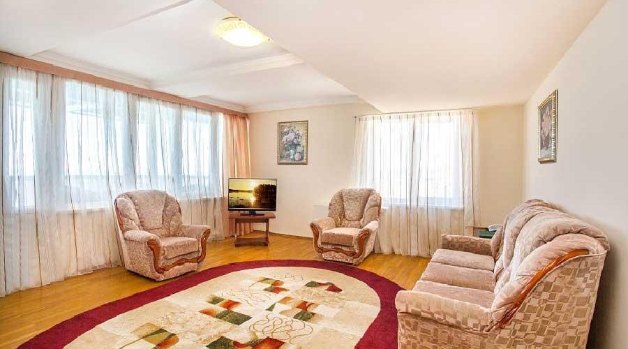 «Люкс» с террасой 600