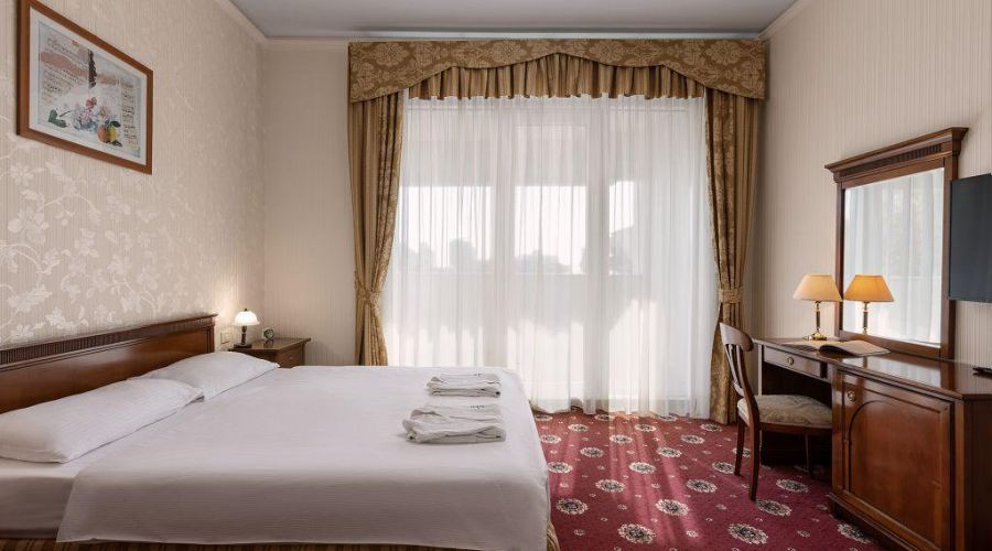 «Люкс» трехкомнатный