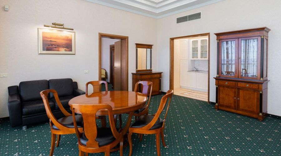 «Апартамент» двухкомнатный №705