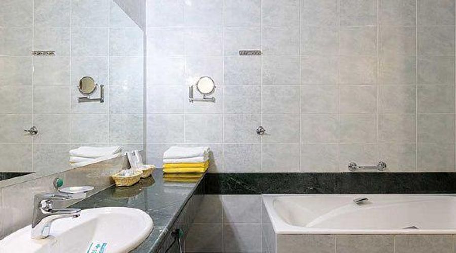 «Апартамент» трехкомнатный №708