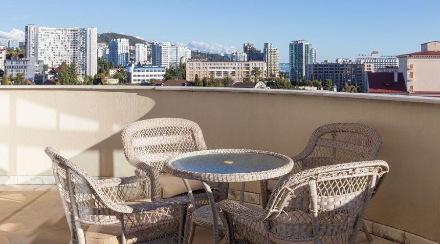 «Апартамент» трехкомнатный №802