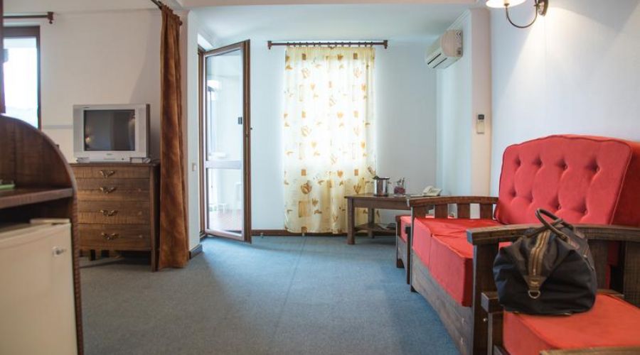 Студия Делюкс