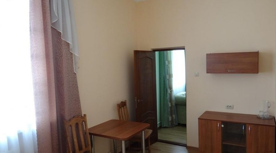 1-местный 3-комнатный Сюит (1 корпус)