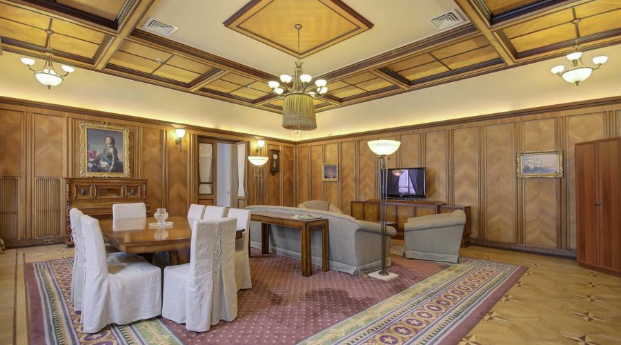 Трехкомнатный двухместный LUX Зимний сад (дача № 1)