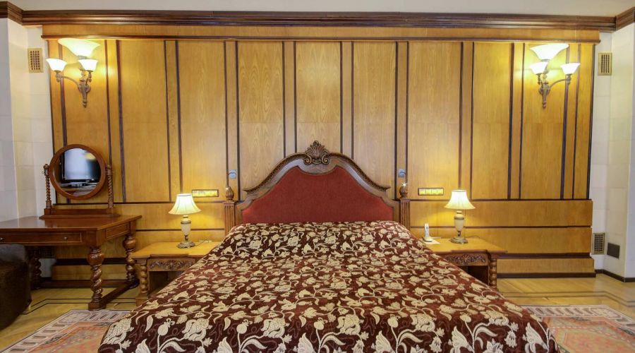 Двухкомнатный двухместный LUX Охотничий (дача № 1)