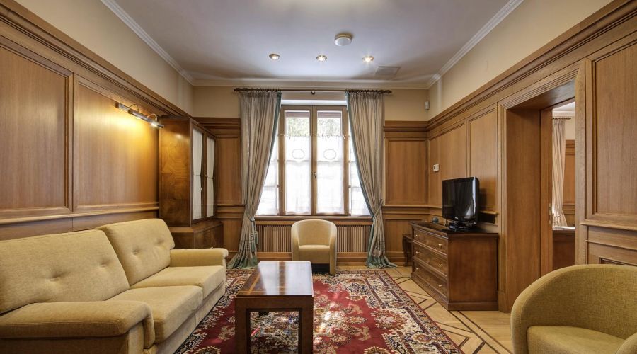 Двухкомнатный двухместный LUX улучшенный (дача № 2)