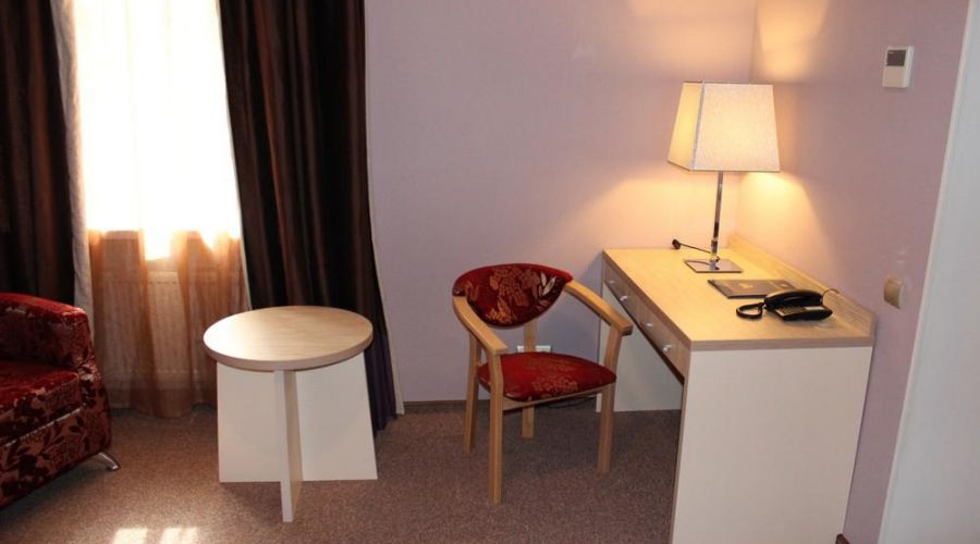 Стандартный трехкомнатный четырехместный LUX (дача № 3)