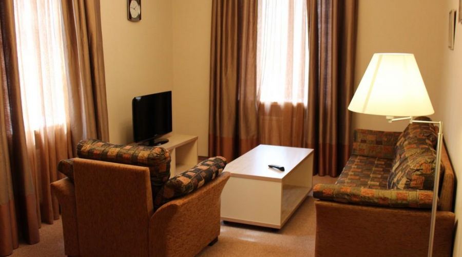 Стандартный трехкомнатный четырехместный LUX (дача № 3)