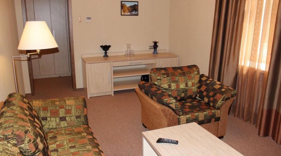 Стандартный трехкомнатный четырехместный LUX (дача № 3)