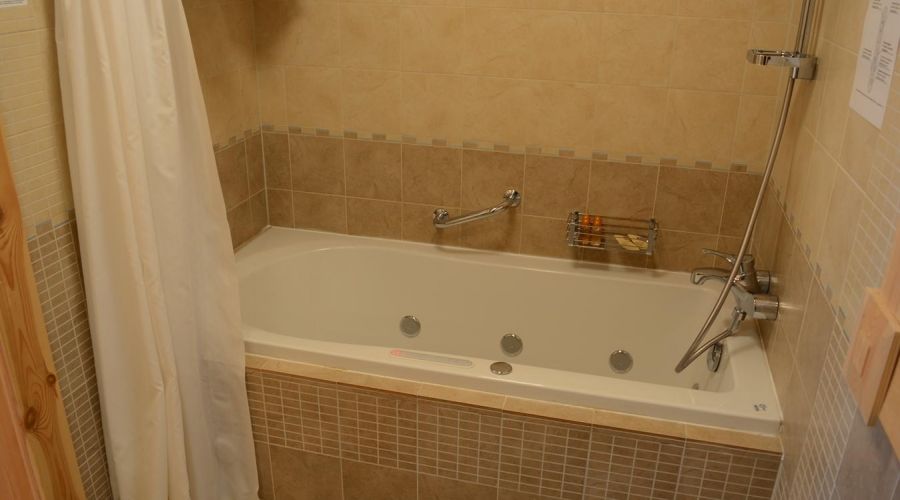 Коттедж №7 - Двухкомнатный двухместный номер стандартный