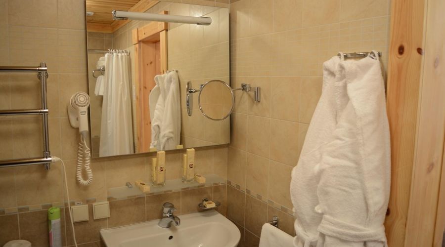 Коттедж №7 - Двухкомнатный двухместный номер стандартный