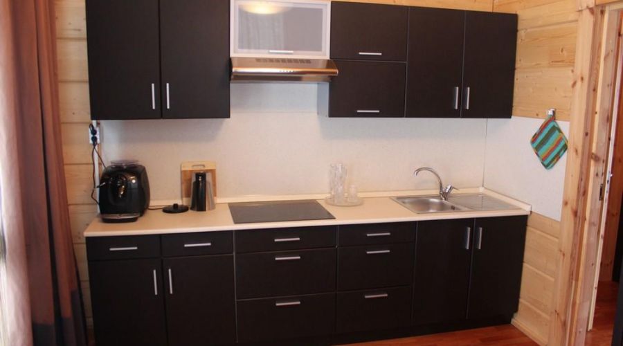 Коттедж №8 - Четырехкомнатный двухместный номер улучшенный