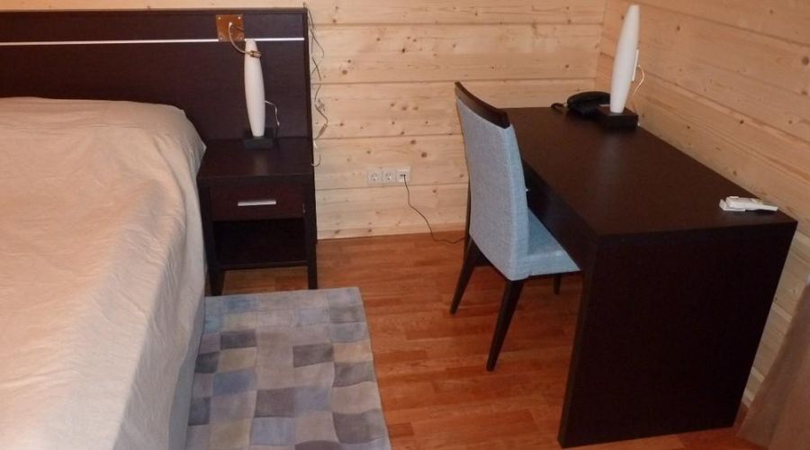 Коттедж №9 - Двухкомнатный двухместный номер улучшенный