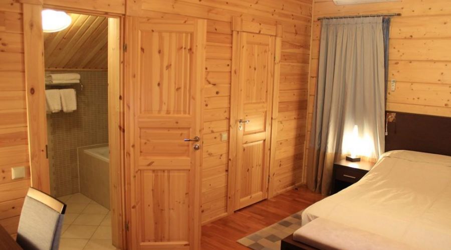 Коттедж №10 - Двухкомнатный двухместный номер стандартный