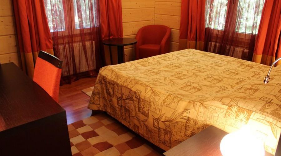 Коттедж №14 - Двухкомнатный двухместный номер стандартный