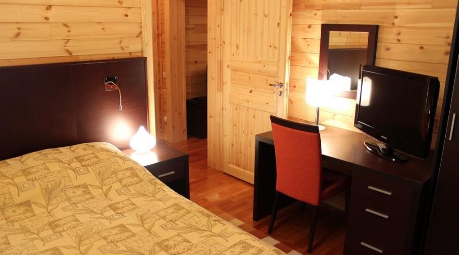 Коттедж №14 - Двухкомнатный двухместный номер стандартный