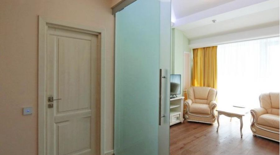 2-местный 2-комнатный Люкс (корпус 1)