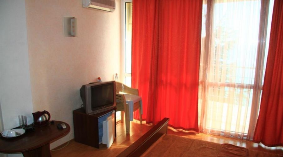 однокомнатный двухместный 3 этаж ("АВРОРА")