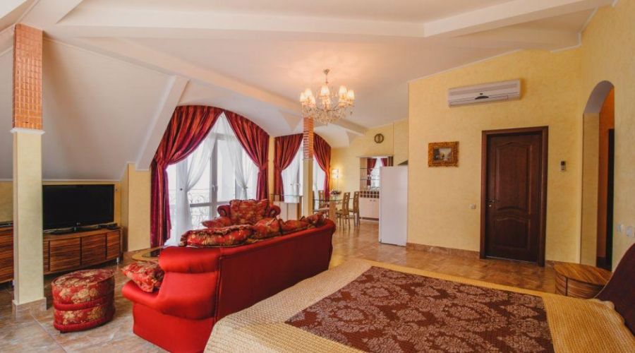 Люкс Студия