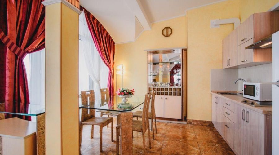 Люкс Студия