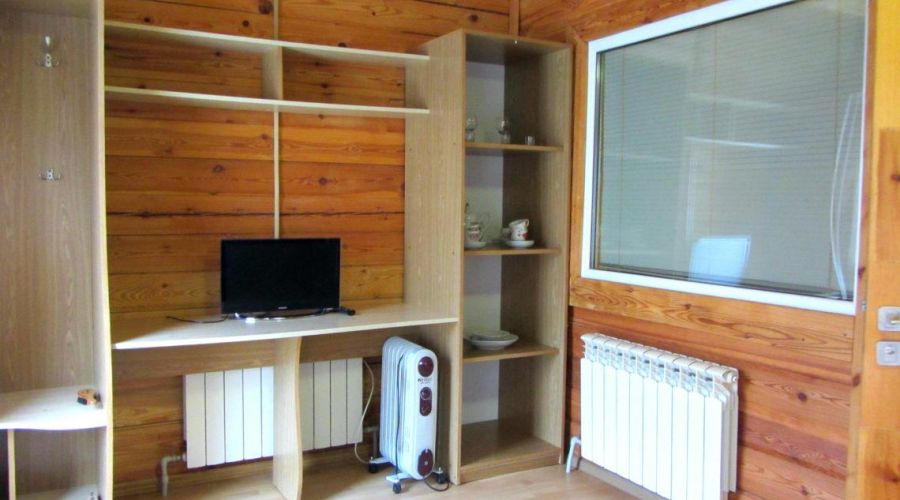 4-х местный 2-комнатный номер в коттедже №1 (family room)