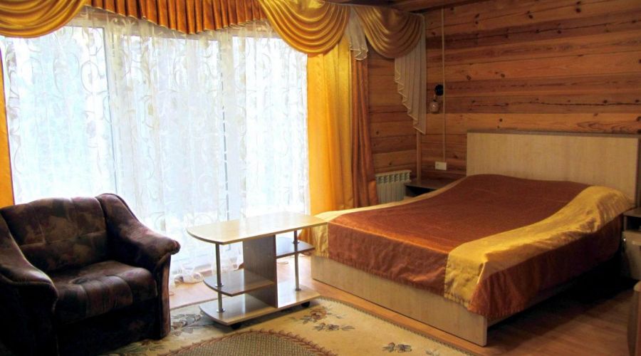 4-х местный 2-комнатный номер в коттедже №1 (family room)