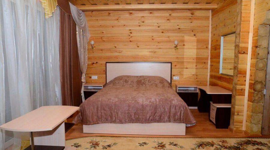 4-х местный 2-комнатный номер в коттедже №1 (family room)